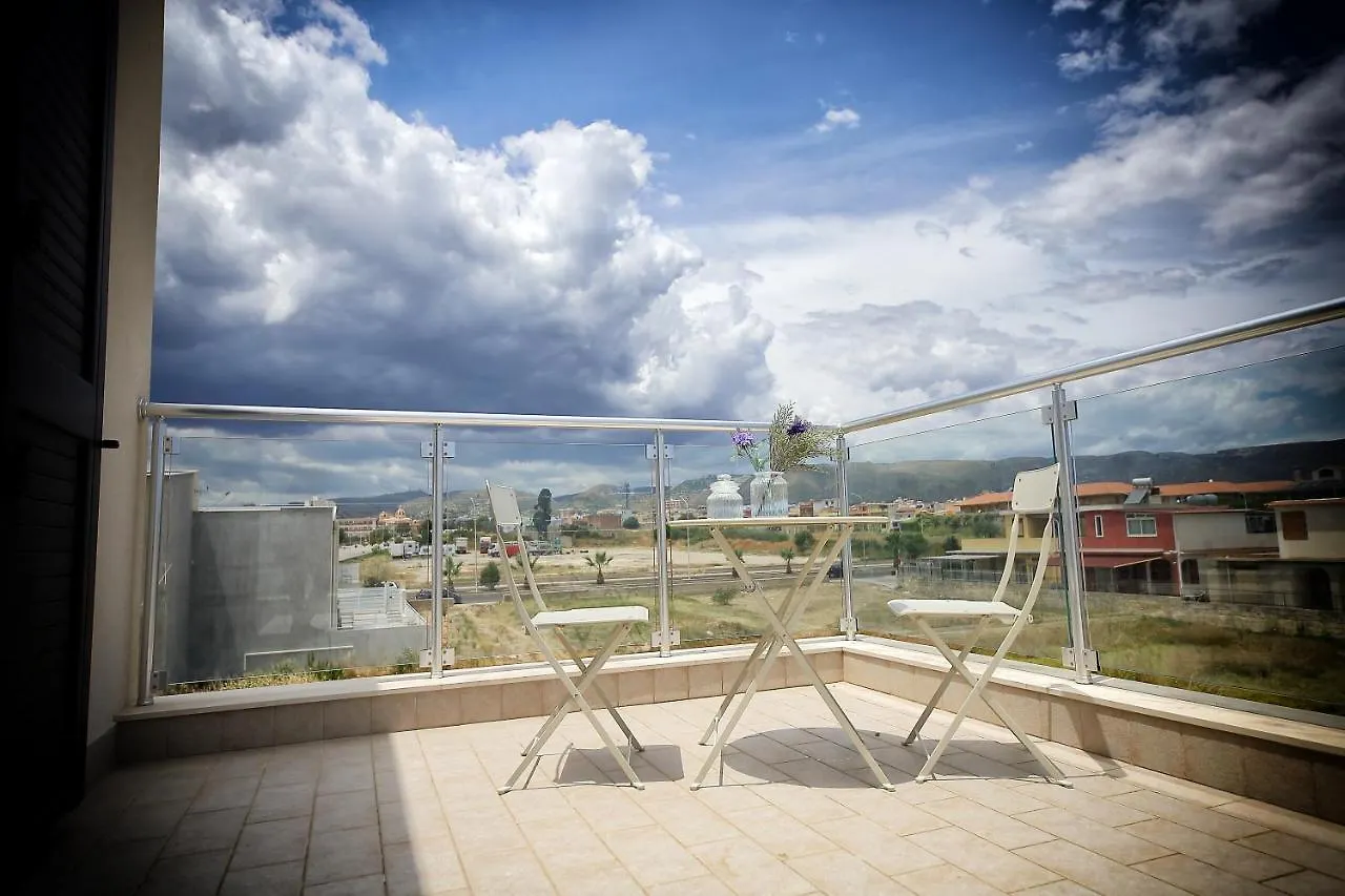 Holiday home Villa Sul Mare Don Toto' Avola