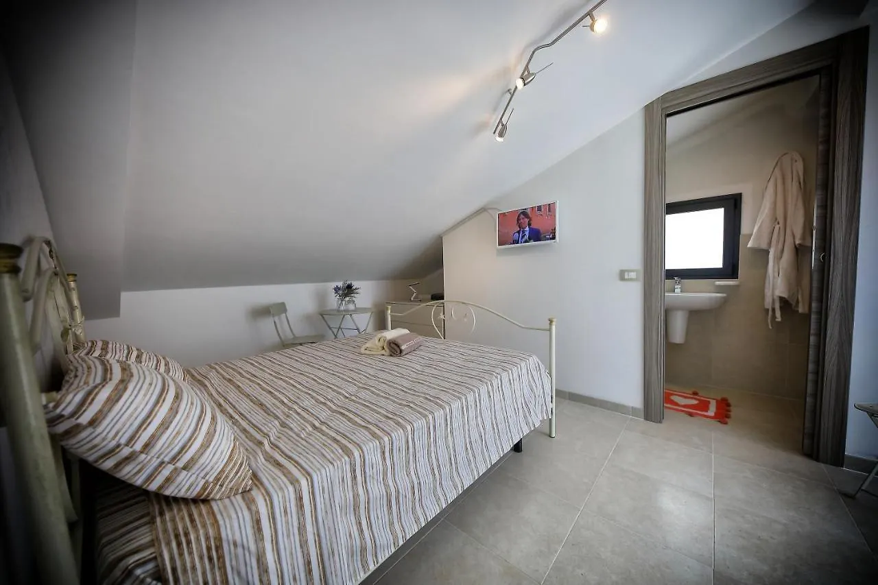 Villa Sul Mare Don Toto' Avola 0*,  Italy