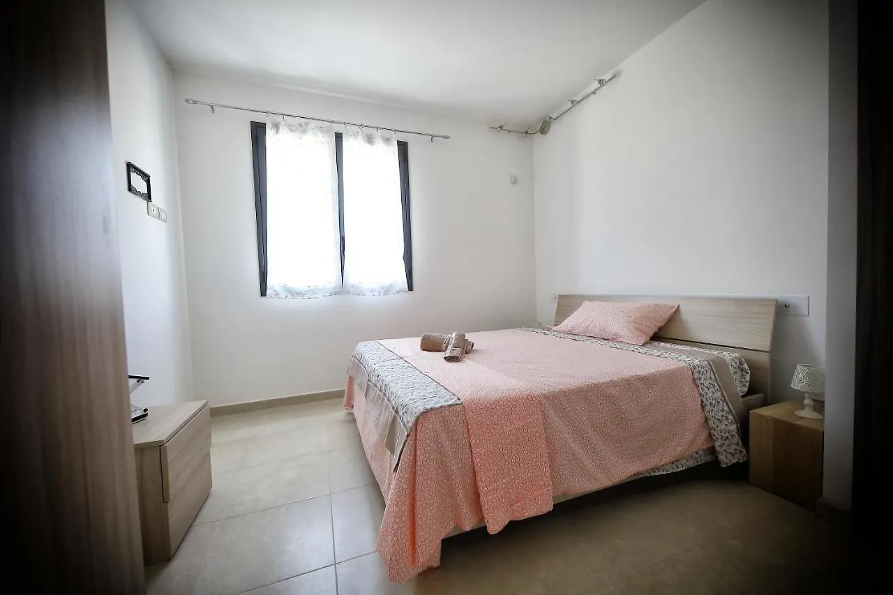 Holiday home Villa Sul Mare Don Toto' Avola
