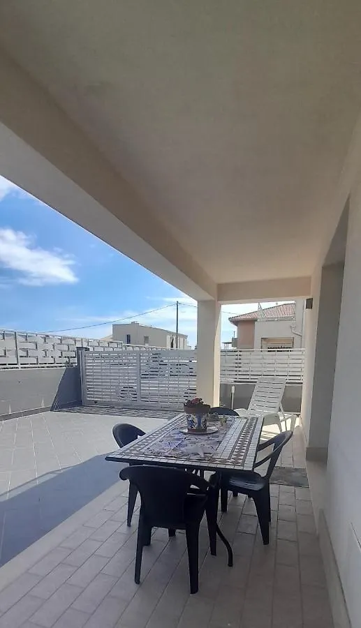 Villa Sul Mare Don Toto' Avola Holiday home